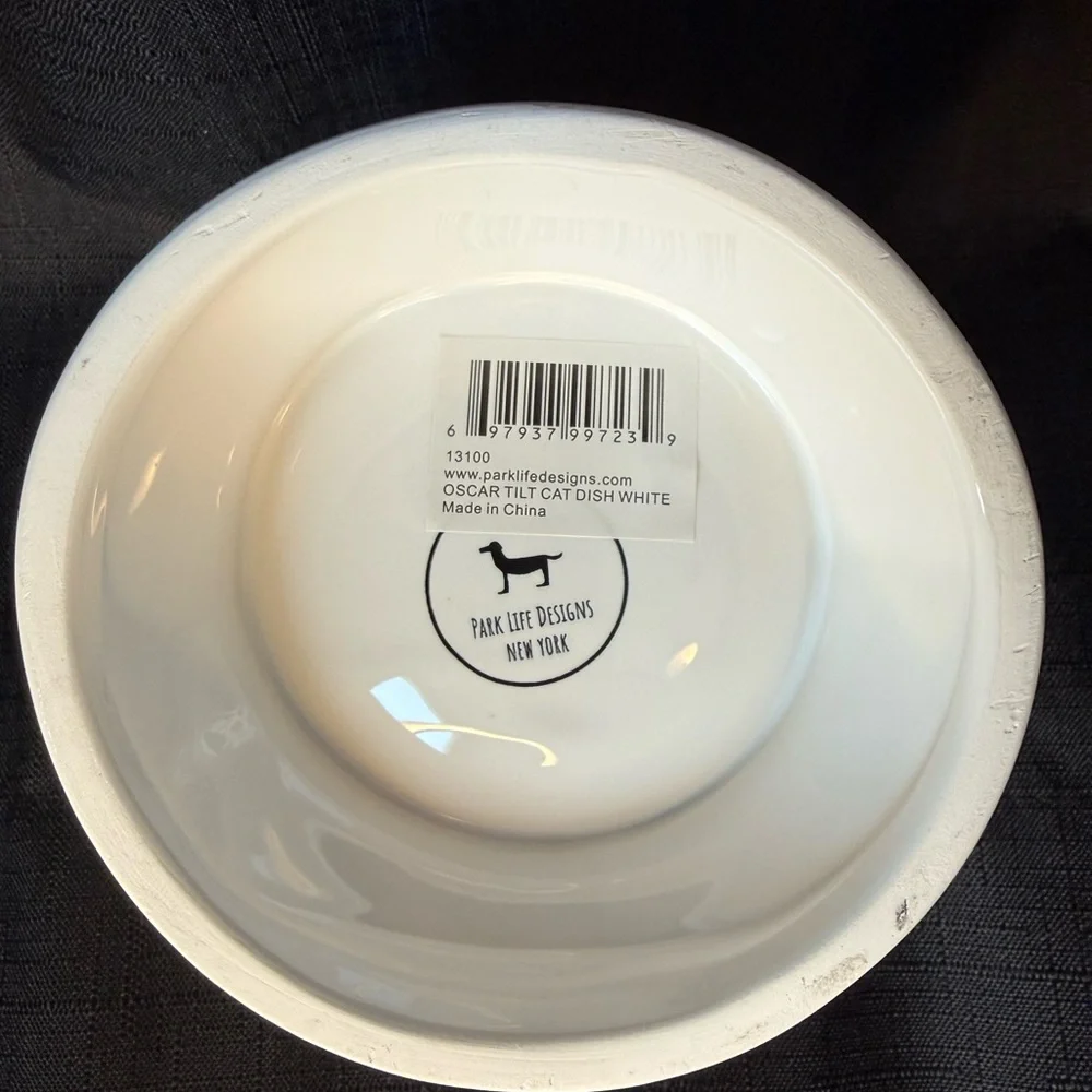 Park Life Designs White Cat Ceramic Dish 1 1/2 Cup